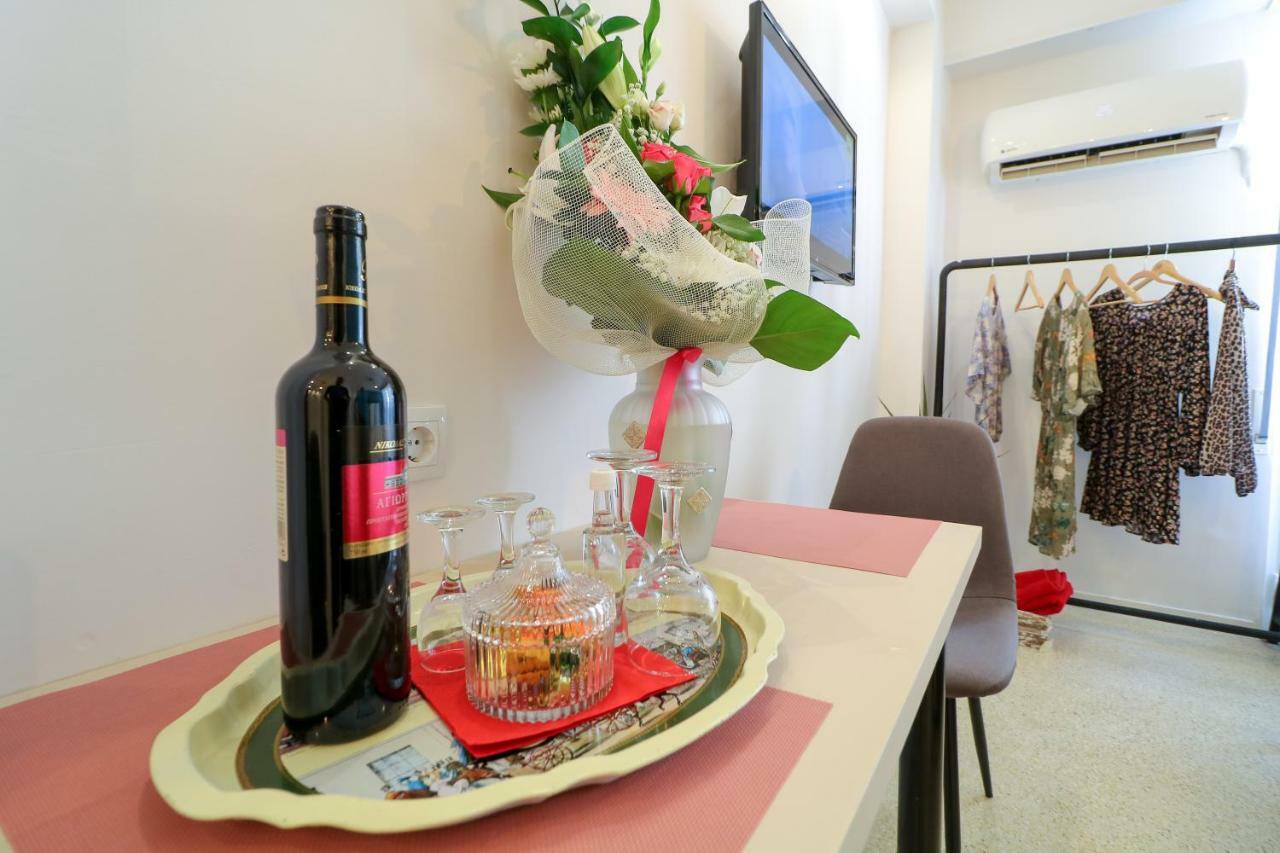 Stylish, Comfy Suite In The Heart Of Athens Atenas Exterior foto