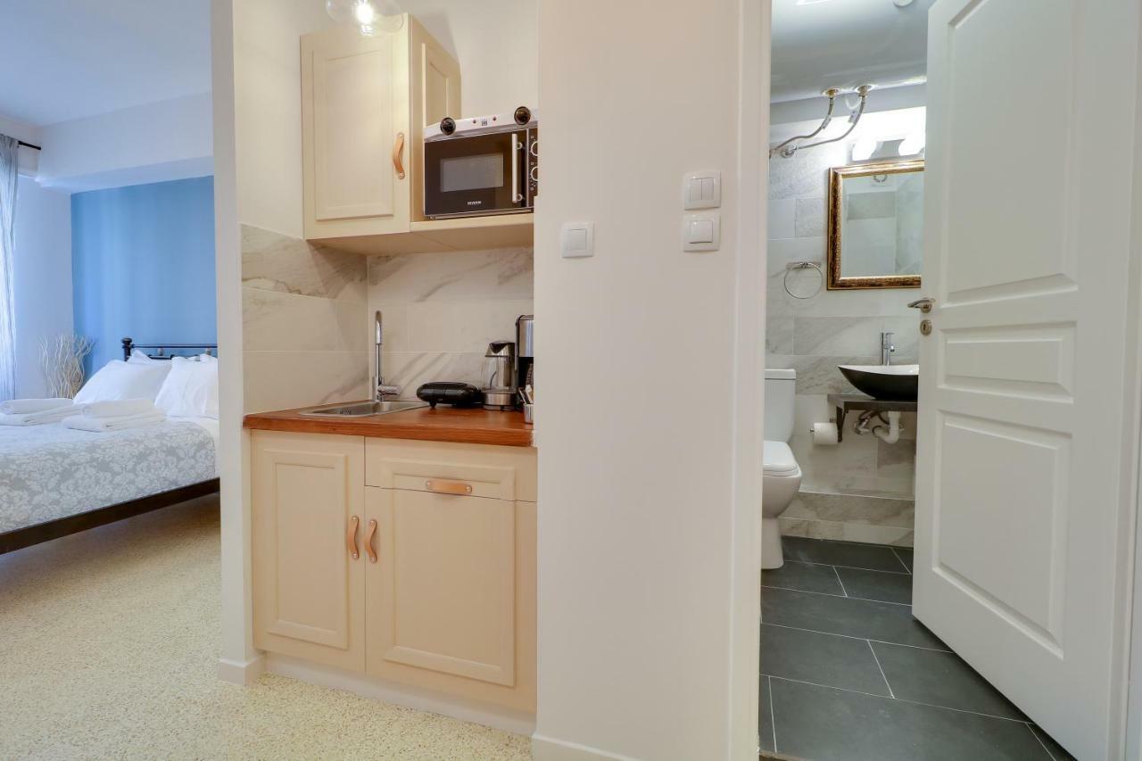 Stylish, Comfy Suite In The Heart Of Athens Atenas Exterior foto