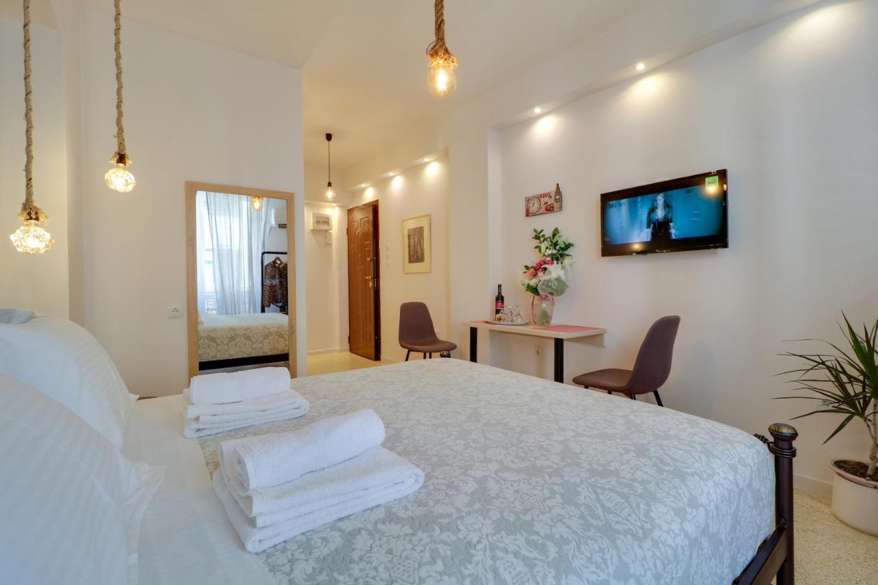 Stylish, Comfy Suite In The Heart Of Athens Atenas Exterior foto